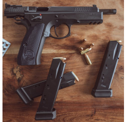 Pistole TAIPAN